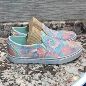 Colorful Tie-Dye Women’s Slip-On Shoes